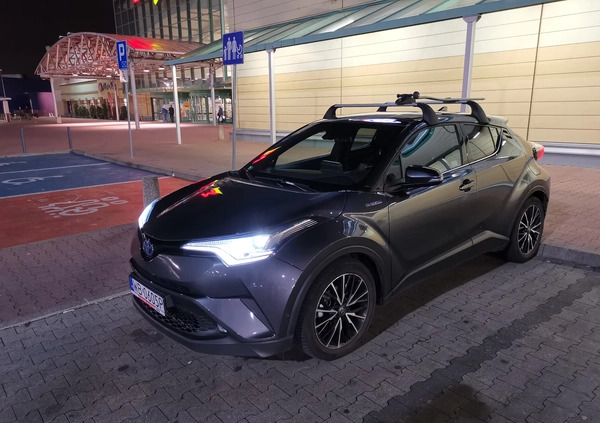 Toyota C-HR cena 83000 przebieg: 71963, rok produkcji 2016 z Warszawa małe 154